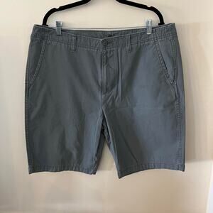 Old Navy Gray Men's 38 Chino Shorts‎